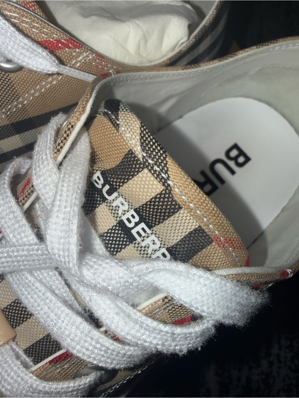 Burberry Low-Top Sneakers with - Picture 3 of 8